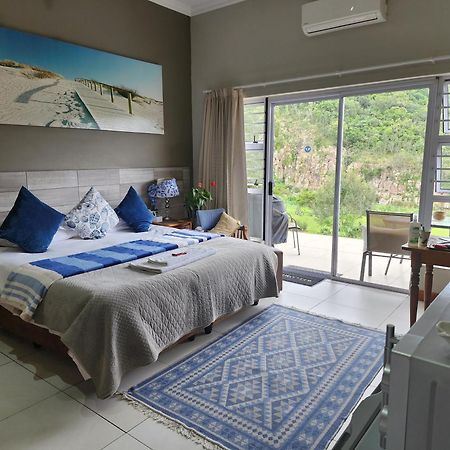 Mackenzies Accommodation Ист-Лондон Экстерьер фото