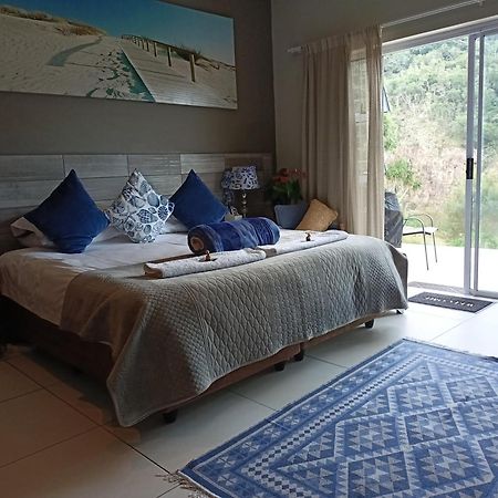 Mackenzies Accommodation Ист-Лондон Экстерьер фото