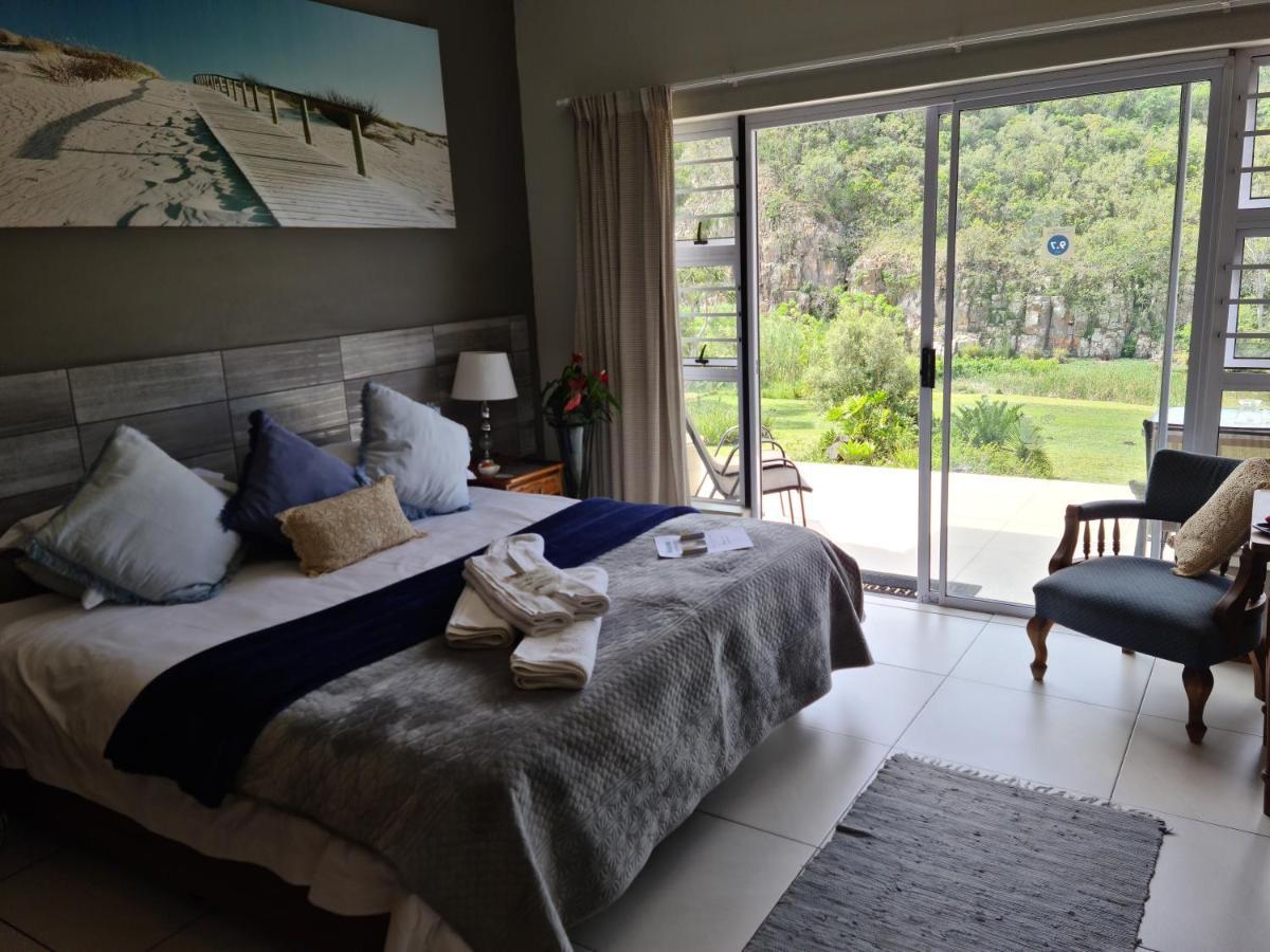 Mackenzies Accommodation Ист-Лондон Экстерьер фото